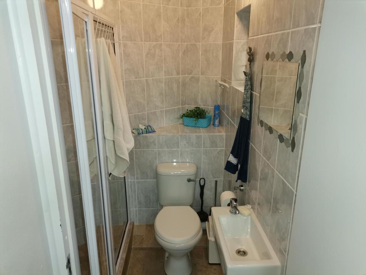 Walkerview Apartments Gansbaai Eksteriør billede