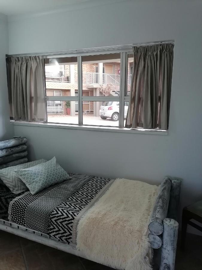 Walkerview Apartments Gansbaai Eksteriør billede