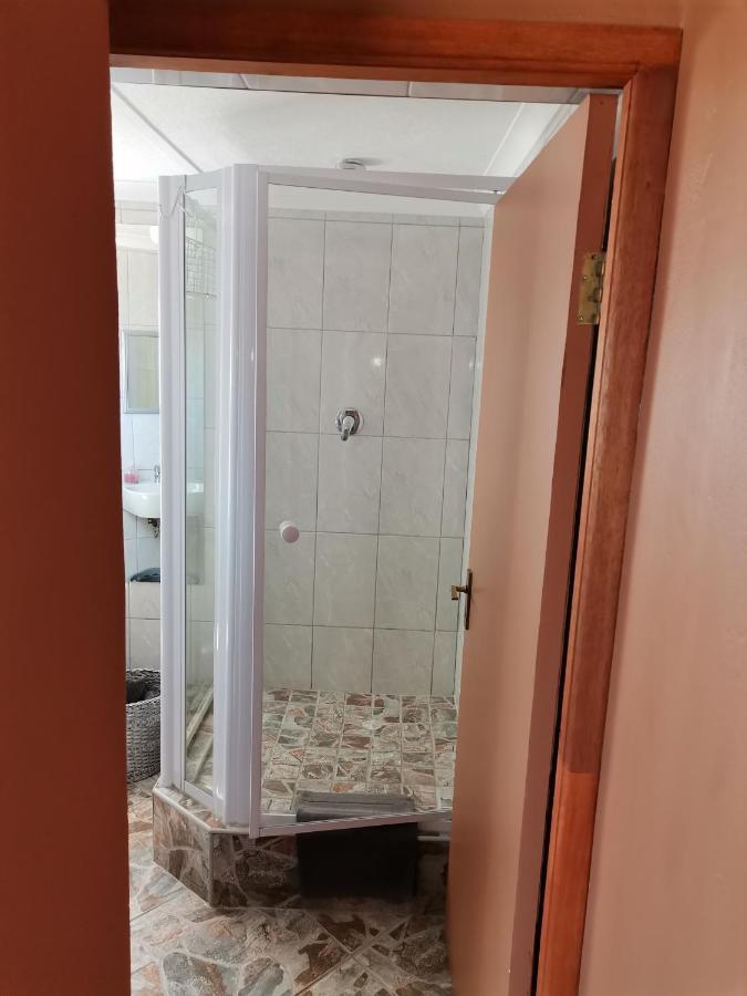 Walkerview Apartments Gansbaai Eksteriør billede