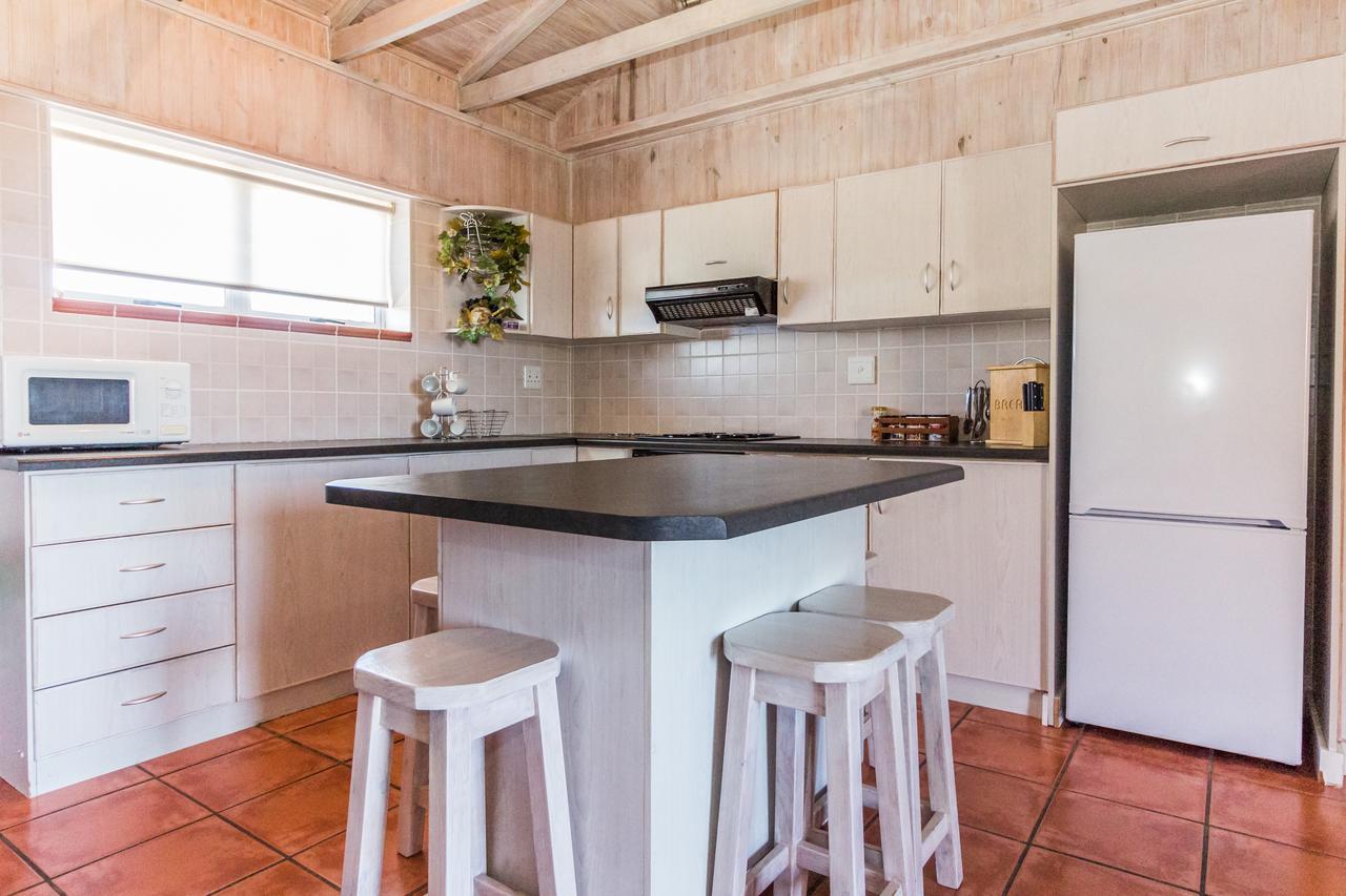 Walkerview Apartments Gansbaai Eksteriør billede