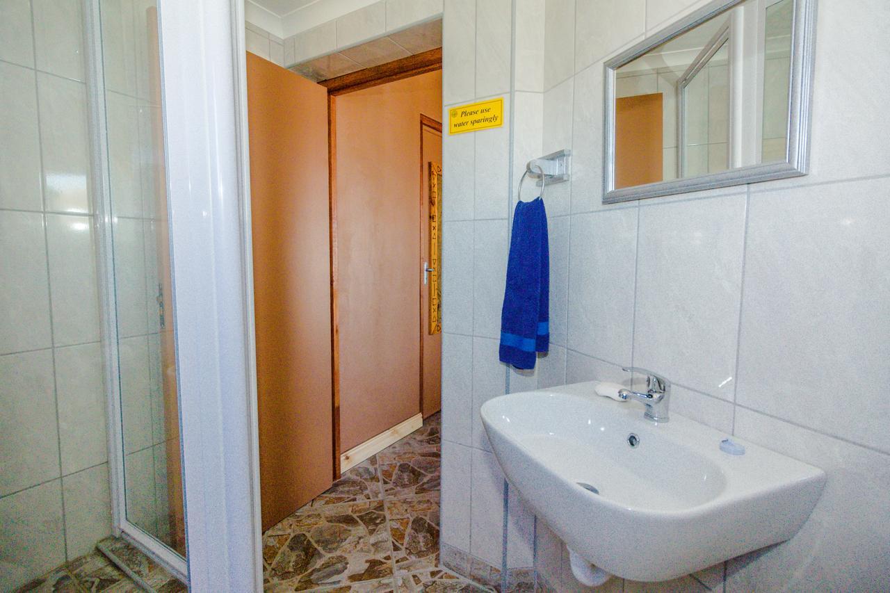 Walkerview Apartments Gansbaai Eksteriør billede
